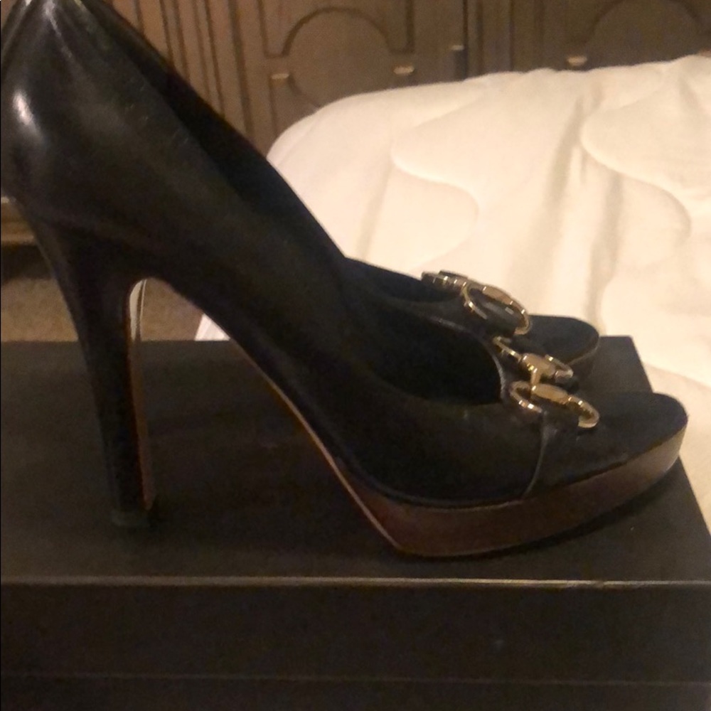 Gucci Women’s heels - Picture 2 of 4